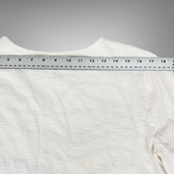 Weekends By Chico's 3 Women's XL Embroidered Tee Off-White Cotton‎ Shirt V-Neck - Picture 10 of 15